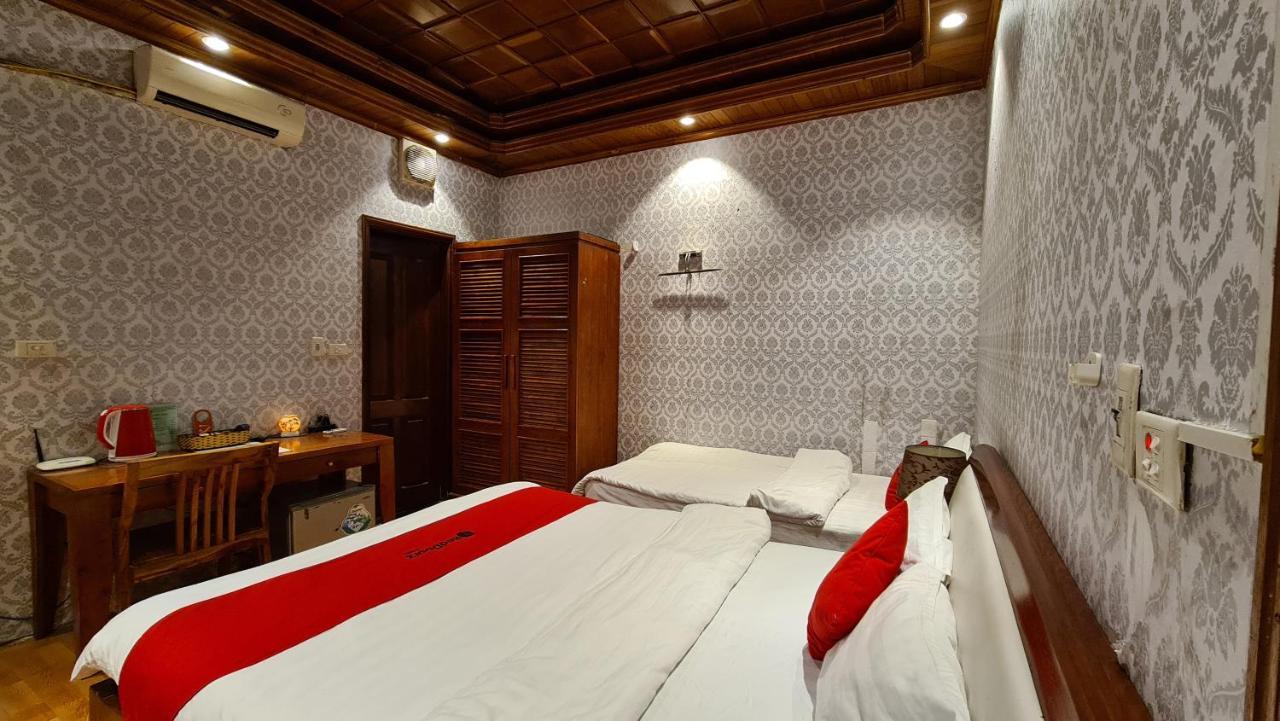RedDoorz near Lotte Center Hanoi Buitenkant foto